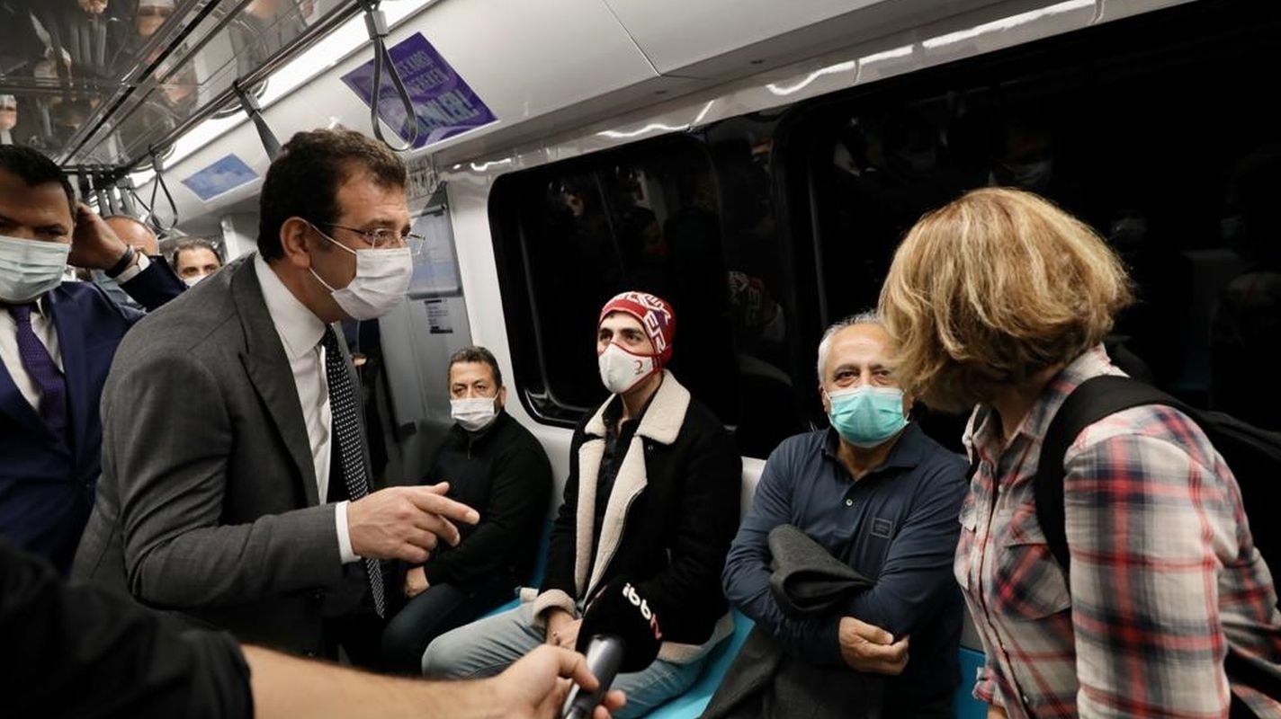 mecidiyekoy mahmutbey metrosu metrobusun yukunu gunluk bin azaltti