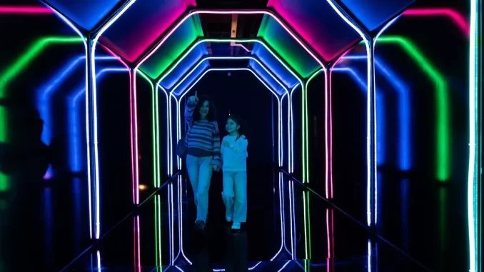 katilim-emeklilik-digizoo-holografik-hayvanat-bahcesi-tanitildi-LSmz3AaS.jpg