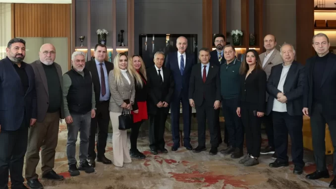 kurtulmustan-uskupte-kgk-heyetine-onemli-aciklamalar-her-zaman-baris-perspektifine-sahibiz-5BCcuykG.webp