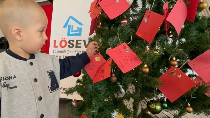 losevden-losemili-cocuklara-yeni-yil-partisi-LjckW47d.webp