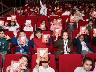 Bursa Nilüfer'de Kitap Söyleşileri’nin son konuğu Burcu Ünsal oldu. - Ankara Yaşam