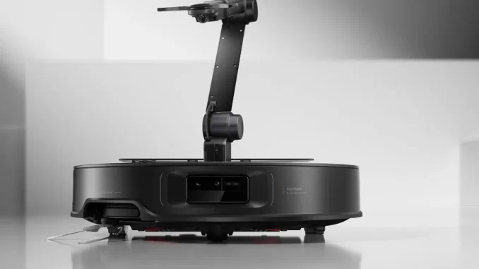 dunyada-bir-ilk-iste-robot-kollu-robot-supurge-tbFDW13G.webp