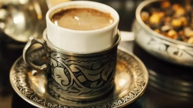 gune-bir-fincan-kahveyle-baslamak-saglikli-midir-gSOp1Wlf.webp