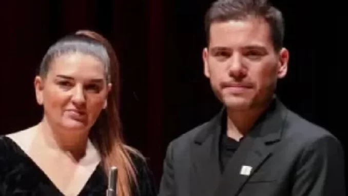istanbul-bakirkoyde-is-cikisi-konserleri-devam-ediyor-JcaWesL9.webp