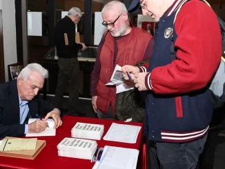 Adnan Özer ile ‘Şairin Şiir Evreni’nde yolculuk - Ankara Yaşam