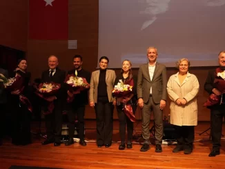 Ankara'da usta oyunculardan “Şifa Niyetine Anılar Ve Türküler” - Ankara Yaşam