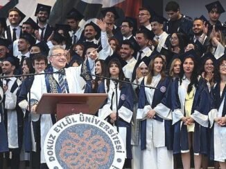DEÜ Tıp Fakültesi 48. Dönem Mezuniyet Töreni Coşku ile Gerçekleşti - Ankara Yaşam