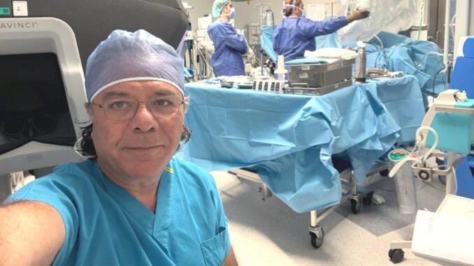 Türk Doktor Dünya Çapında Canlı Ameliyat Performansı Sergileyecek - Ankara Yaşam
